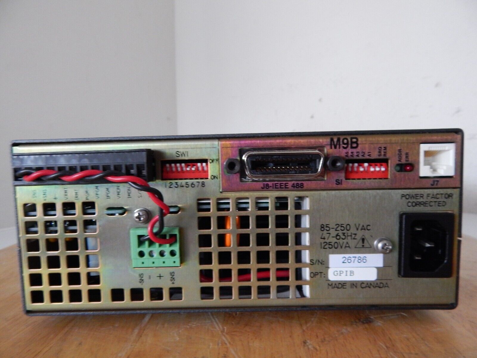 Xantrex XHR100-10, 1000Watt Programmable DC Power Supply, non-functional Xantrex XHR100-10, 1000Watt Programmable DC Power Supply, non-functional